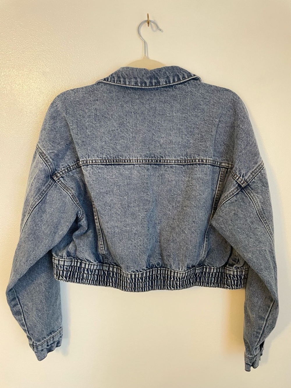 Excuse cropped denim jacket size medium - Picture 4 of 4